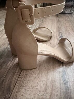 Classic Ankle-Strap Block Heel Sandals in Nude